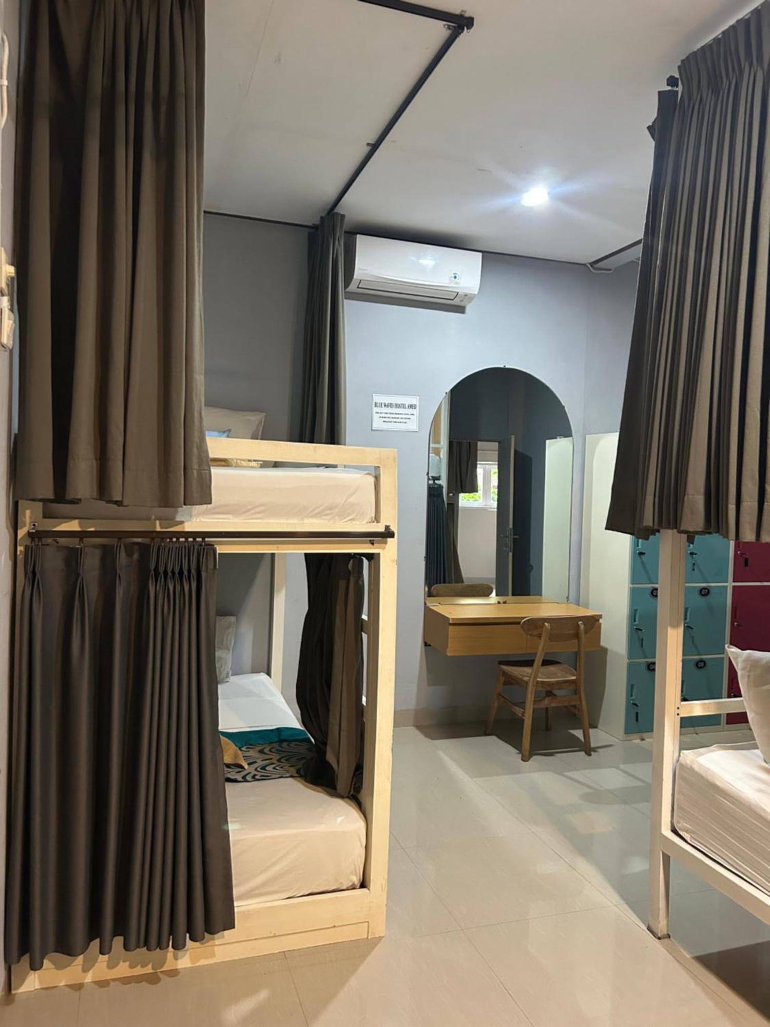 Blue Waves Hostel Amed Ambat ภายนอก รูปภาพ